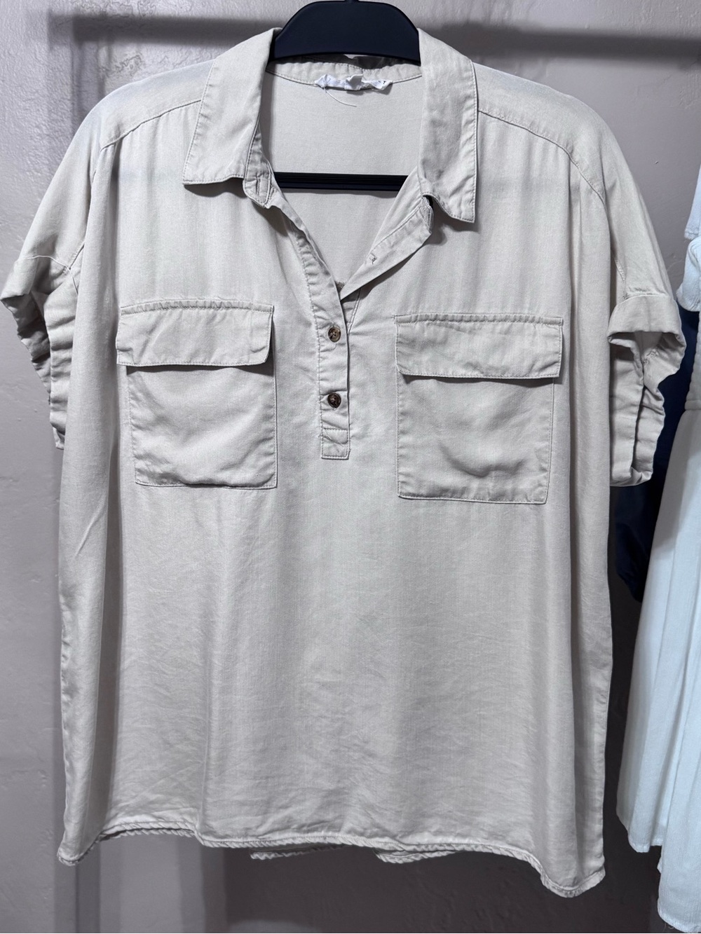 New pics after steaming! Jane and Delancey Cream Button-Front Short Sleeve Shirt